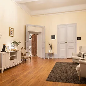 Les Chez Grand-mere A Bed & Breakfast